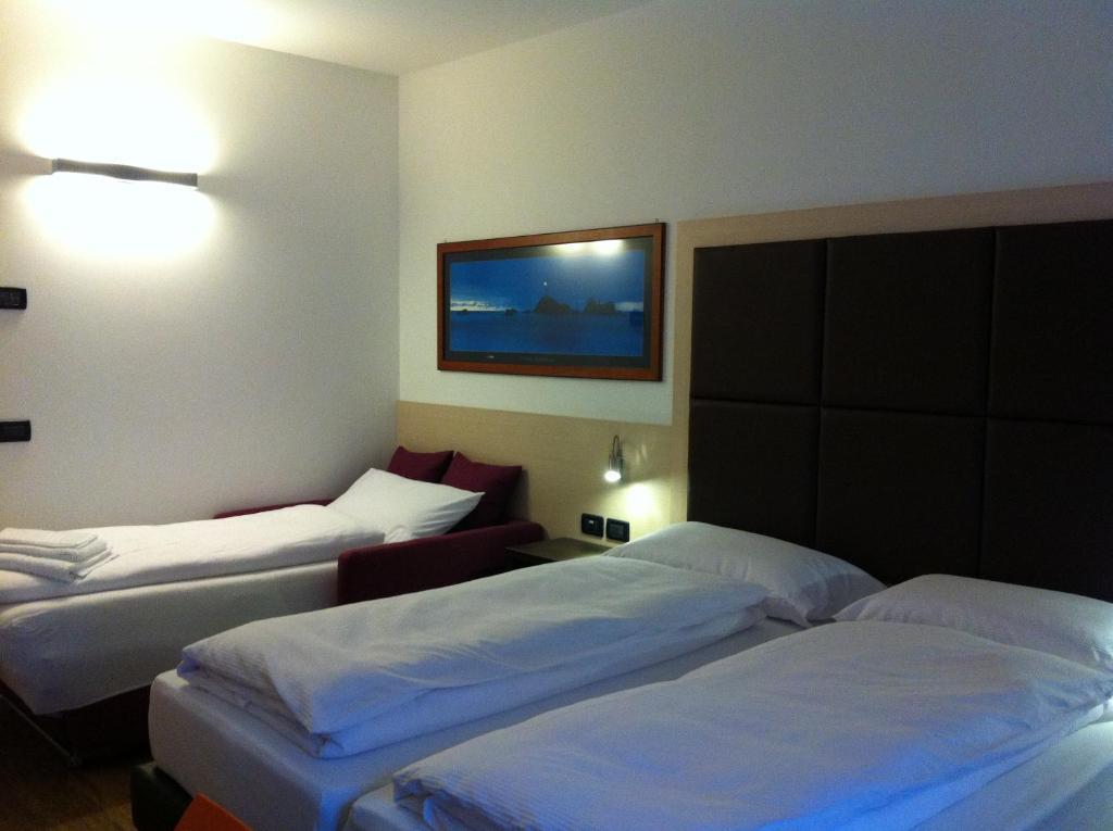 Villa Cameras Room And Breakfast Mori Room photo